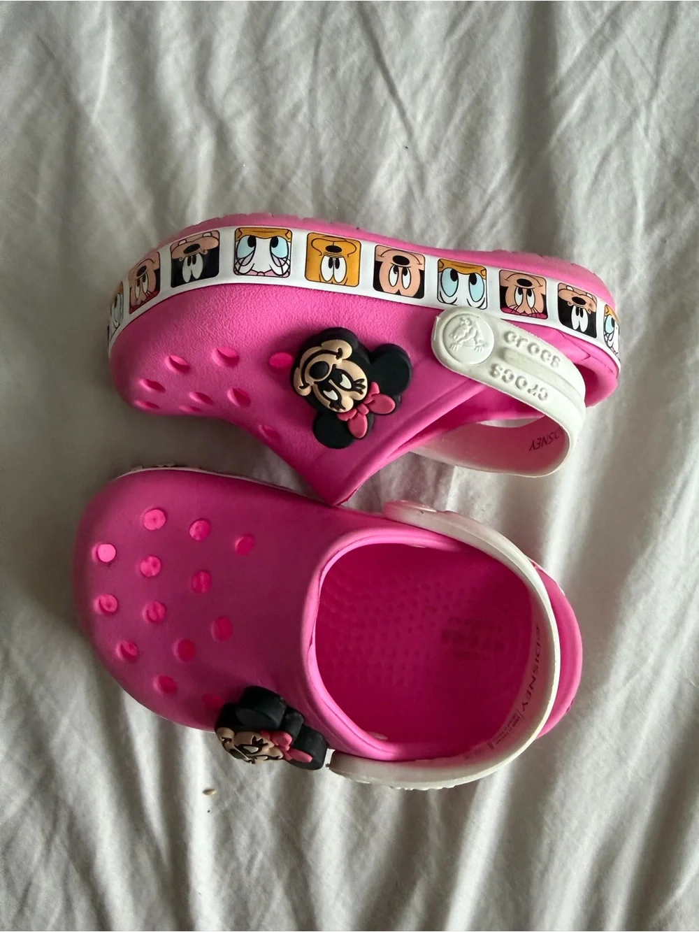Disney Minnie Mouse Bright Pink Kids Clogs with Character Trim